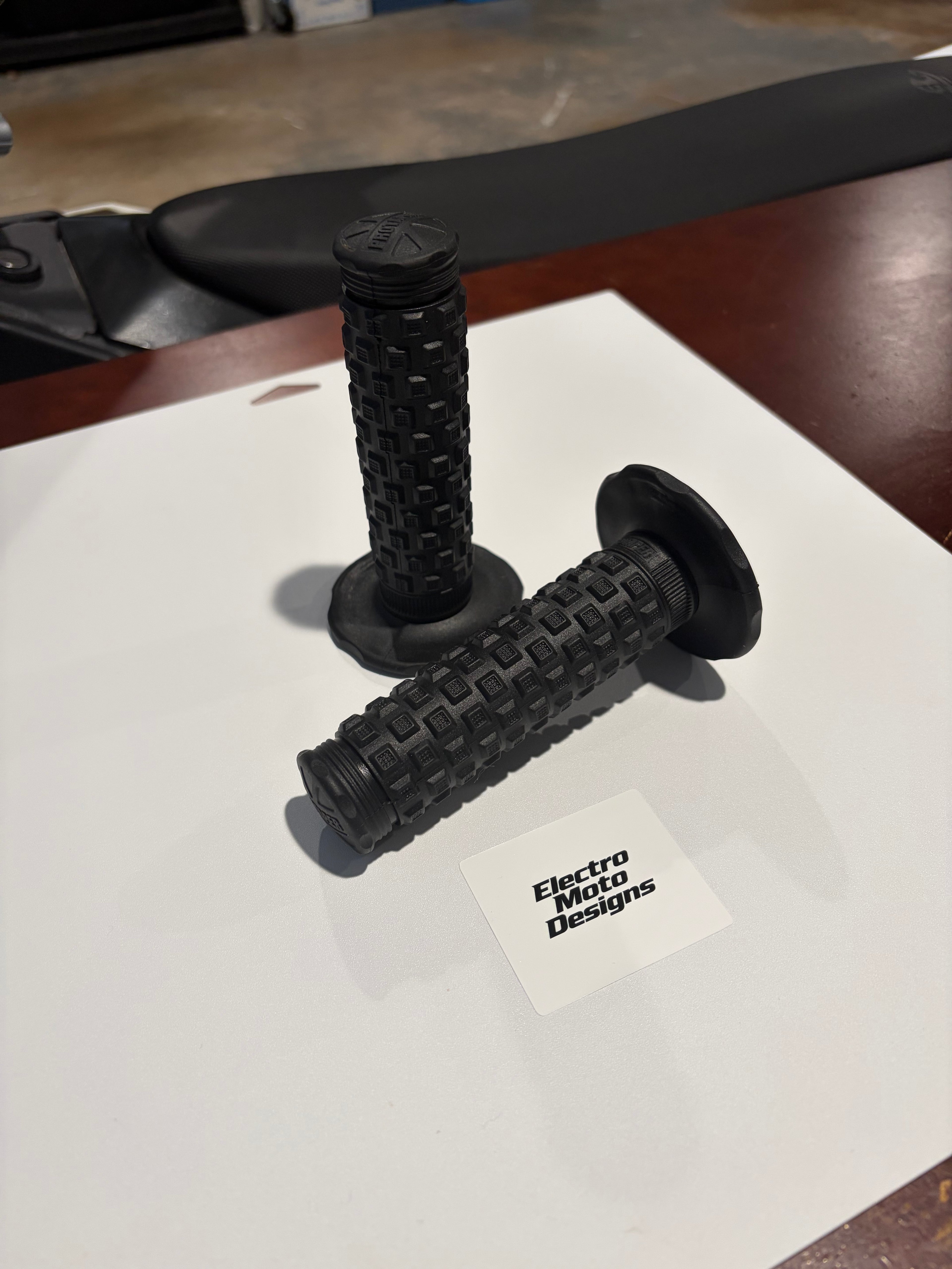 E-Moto 7/8  Pillow Top Grips - Electro Moto Designs